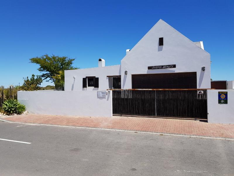 4 Bedroom Property for Sale in Dwarskersbos Western Cape